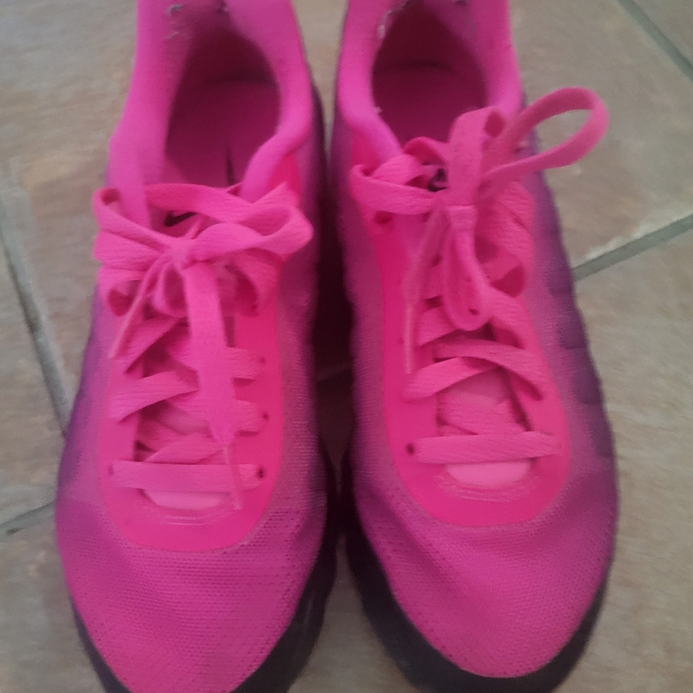 Women Nike shoes